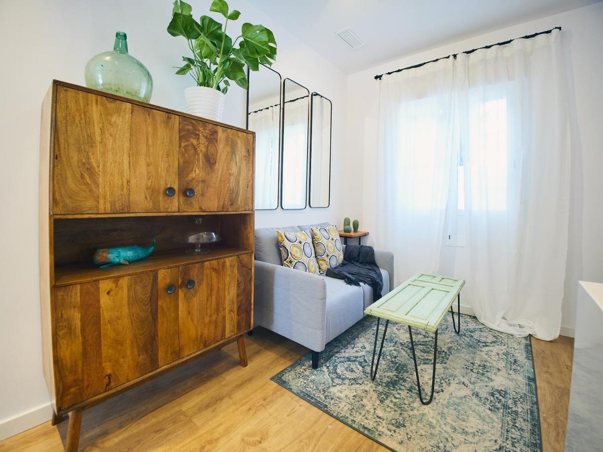 Pelicano Seville Apartments ภายนอก รูปภาพ