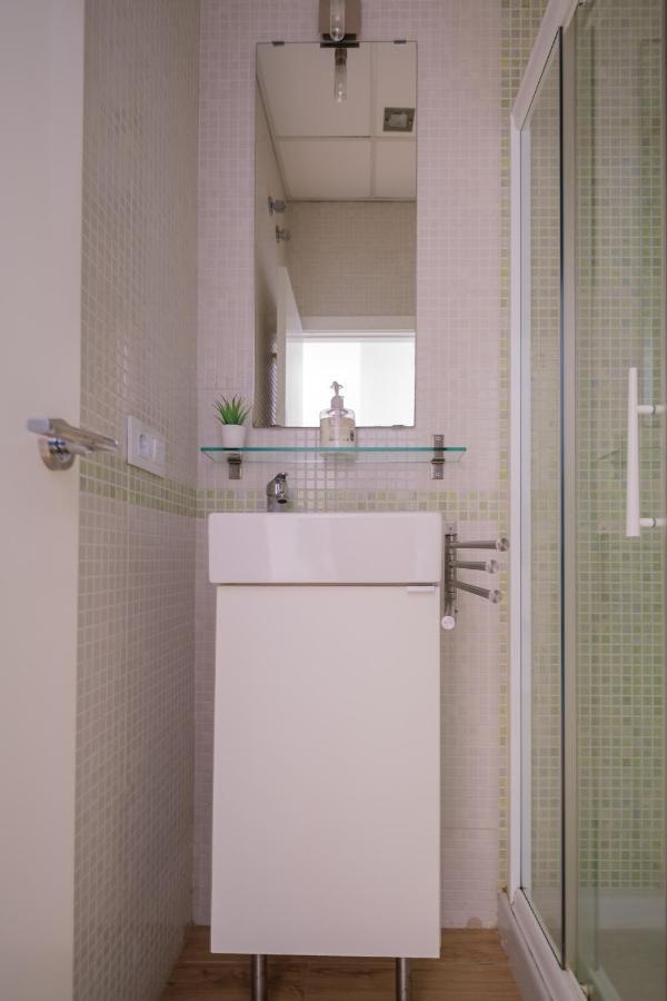 Pelicano Seville Apartments ภายนอก รูปภาพ