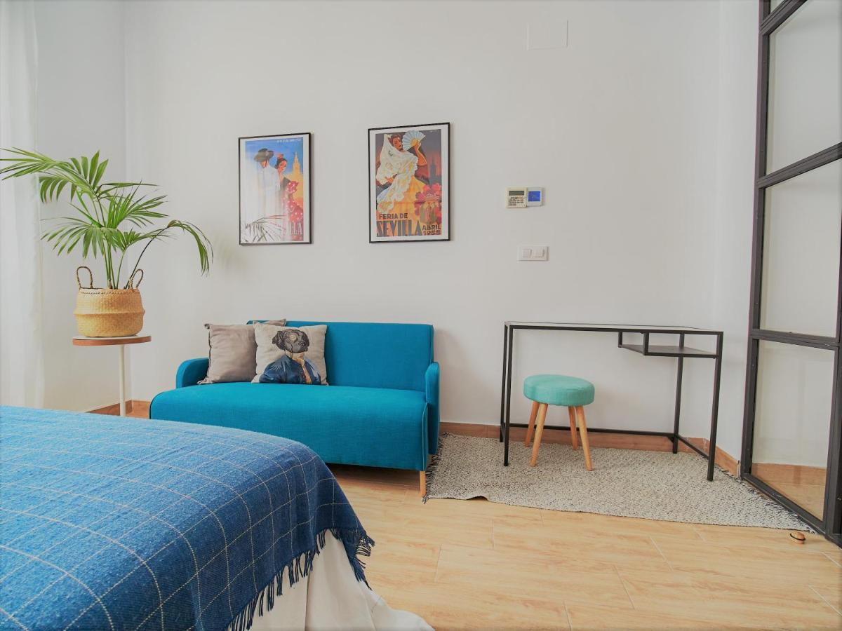 Pelicano Seville Apartments ภายนอก รูปภาพ